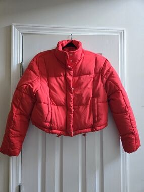 Love Tree Women's Red Puffer Jacket - Cropped Winter Coat, Size Small